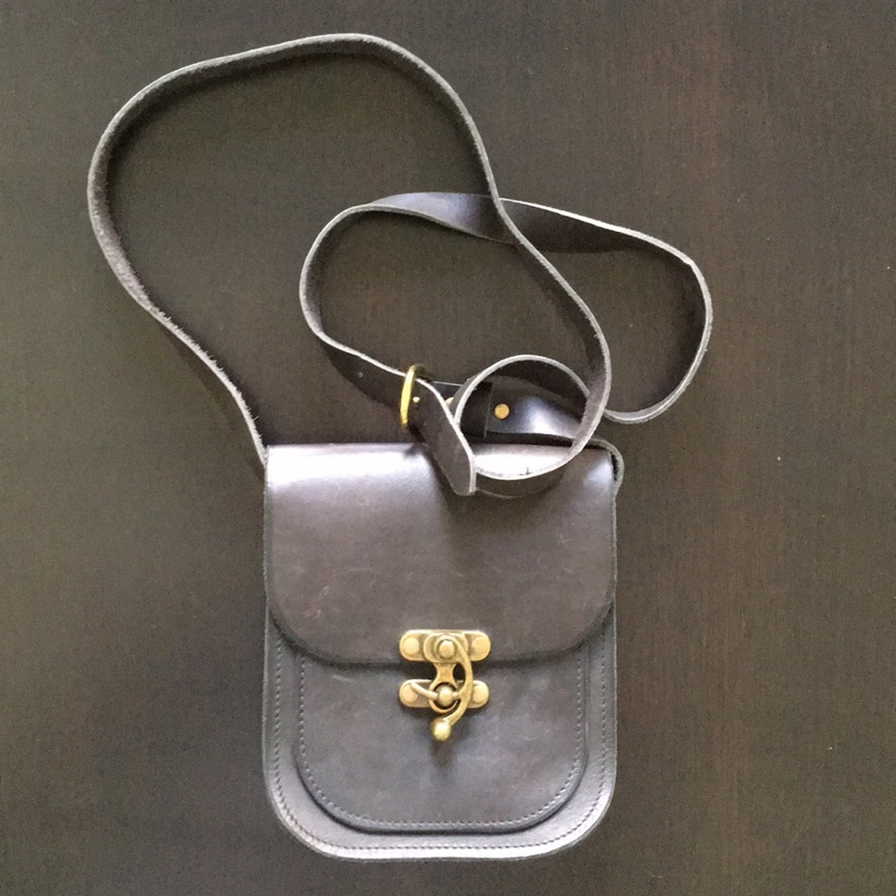 Hartman leather crossbody bag